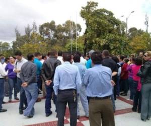 Los sindicalistas llegaron esta mañana a la Corte Suprema de Justicia.