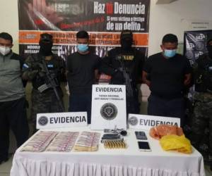 Los policías son Alejandro José Hernández Cárcamo (21) y Juan Daniel Maradiaga Blandín (23).