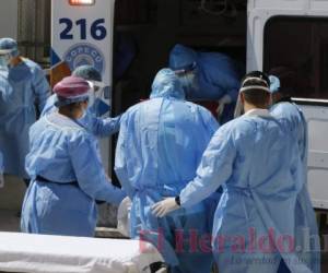 Hasta ahora 64 médicos han perdido la batalla contra el covid-19. Foto: David Romero/EL HERALDO.