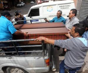 Las autoridades policiales manejan la hipótesis que el atentado fue por robarle el arma que portaba. (Foto: El Heraldo Honduras/ Noticias Honduras hoy)