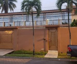 Esta es una de las viviendas aseguradas a Ardón Soriano en San Pedro Sula.