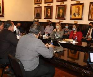 Una tercera reunión entre diputados y consejeros del CNE está pendiente, mientras tanto se está trabajando en otra propuesta para exponerla ante el Congreso Nacional. Foto: Twitter Congreso_HND