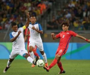 El último encuentro entre la bicolor y los tigres asiáticos fue en el torneo de fútbol masculino de Río de Janeiro 2016. Foto: AP