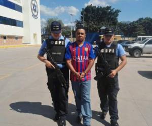 El hondureño detenidofue identificado como Denis Alexander Oseguera Cruz, alias El Negro.
