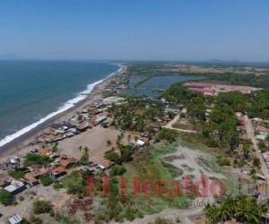 Más de 500 negocios cerca de las playas para atender a los turistas hay en la zona sur. Foto: El Heraldo