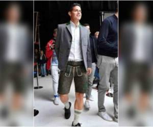 El jugador del Bayern Munich, James Rodríguez, vestido de bávaro. (Foto: Redes)