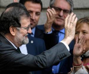 El presidente saliente de España, Mariano Rajoy, se marcha tras una votación sobre una moción de censura en la Cámara Baja del Parlamento español en Madrid el 1 de junio de 2018. Foto AFP