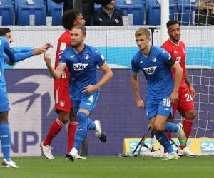 Con su triunfo, el Hoffenheim se pone como nuevo líder de la Bundesliga, igualado a 6 puntos con el Augsburgo. Foto: AFP