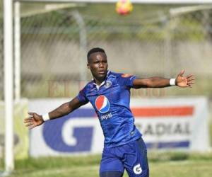 Rubilio Castillo, delantero de Motagua que llegó a 72 goles con el Ciclón este domingo. Foto: Samuel Zelaya / El Heraldo.