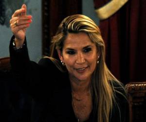 Jeanine Áñez, presidenta provisional de Bolivia. Foto AP