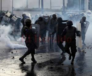 Elementos de la Policía Militar de Honduras durante la protesta de la Alianza de Oposición en Tegucigalpa.