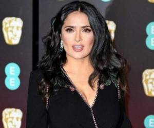 La famosa Salma Hayek, de 51 años de edad, comenzó su carrera en las telenovelas antes de dar el gran salto a Hollywood, aunque también ha aparecido en capítulos de series como 'Ugly Betty' y '30 Rock'.