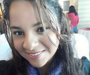 La foto de Yerly Rissel Burke Salazar circuló en las redes sociales. Su padre viralizó el caso para dar pronto con su paradero. Cortesía Facebook