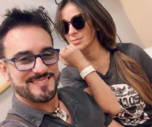 Miguel Varoni y su guapa esposa Catherine Siachoque comparten cada momento de su vida, incluso en el trabajo. Foto: Instagram
