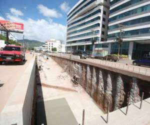 El túnel en el bulevar San Juan Bosco avanza en un 80 por ciento. Foto: Efraín Salgado /El Heraldo