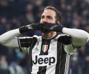 El delantero argentino Gonzalo Higuaín se refirió a la similitud de pensamiento ganador en la Juventus y Real Madrid