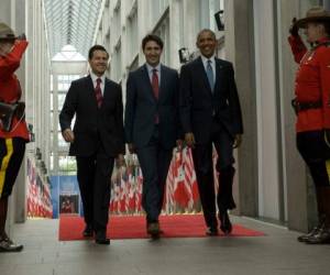 Los tres gobernantes hablarán a principios de la tarde en una rueda de prensa conjunta, serán seguramente interrogados sobre Donald Trump. Foto: AFP