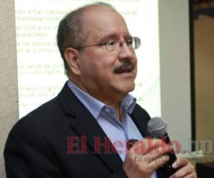 Hugo Noé Pino es uno de los economistas más destacados en Honduras. Foto: El Heraldo