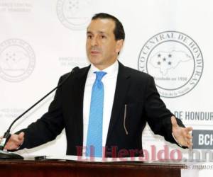 El presidente del BCH, Wilfredo Cerrato, destaca que mantener el orden económico le ha permitido a Honduras evitar una peor crisis. Foto: El Heraldo