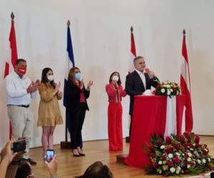 En el Consejo Central Ejecutivo del Partido Liberal (CCEPL), Yani dio una conferencia de prensa.