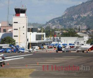 Hasta el momento, el gobierno decidió ceder de manera directa el aeropuerto internacional de Toncontín a Palmerola International Airport (PIA).