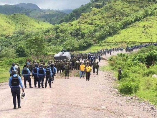 Además de las empresas en conflicto, en Honduras operan la Compañía Minera Cerros del Sur, en Choluteca; Mina El Mochito, en Santa Bárbara; American Pacific, en Cortés y Agregados del Caribe, en Cortés.