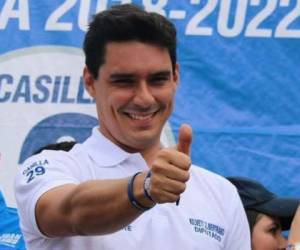 Kilvett Bertrand se postuló como candidato a diputado por el Partido Nacional de Honduras.