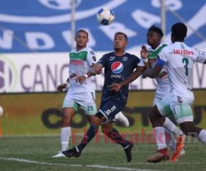 El Platense no bajó los brazos ante un Motagua que lució desconcertado a lo largo del partido. Foto: Emilio Flores/El Heraldo