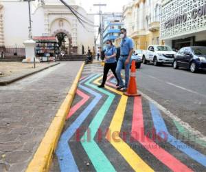 Las autoridades locales han intentado volver más amigable el tramo al darle un poco de color. Foto: Alex Pérez/EL HERALDO