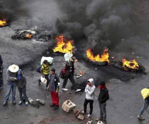 Los miembros de la Alianza de Oposición continúan realizando protestas violentas en diferentes partes del país. Foto: Agencia AP