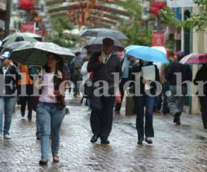 Las regiones insular, norte, centro y oriental del país registrarán lluvias de moderadas a leves. Foto: EL HERALDO