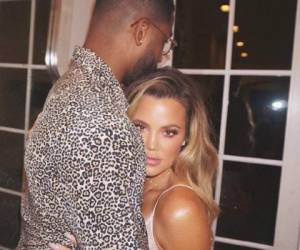 Khloé de 33 años recientemente dio a luz a su primera hija, producto de su relación con el basquetbolista Tristan Thompson.