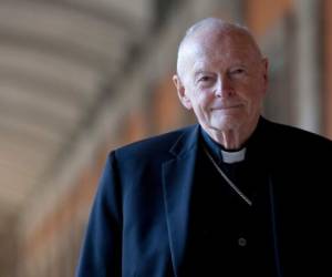 En esta imagen del 13 de febrero de 2013, el cardenal Theodore Edgar McCarrick durante una entrevista con The Associated Press en Roma.