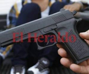 El listado de las armas y otros materiales prohibidos ha quedado pendiente de ser aprobado en el Congreso.