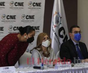 Fueron cuatro las empresas seleccionadas por el CNE para los servicios de tecnología en las elecciones generales, lo que representará una millonaria inversión. Foto: El Heraldo