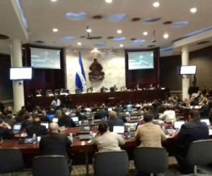 El presidente del Congreso, Mauricio Oliva aseguró que la conclusión en la admisión de esta normativa dependerá del grado de análisis y discusión del pleno de diputados. (Foto: El Heraldo Honduras)