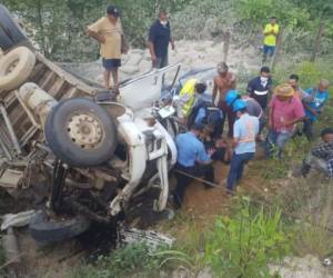 Las dos personas heridas fueron trasladadas hasta una clínica del sector.