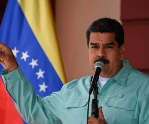 El presidente venezolano Nicolás Maduro se dirige a los medios de comunicación. Foto AFP