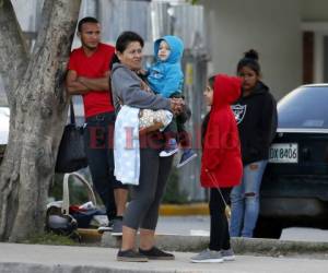 Las bajas temperaturas se van a seguir sintiendo por lo menos durante 24 horas más. Se recomienda a la población abrigarse.