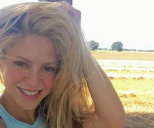 En el video Shakira se mueve muy sensual y divertida al ritmo de su nueva canción.