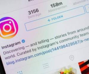 Instagram fue adquirida por Facebook en abril de 2012 por alrededor de mil millones de dólares.