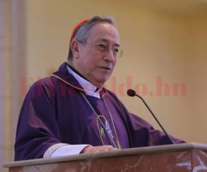 Cardenal Óscar Andrés Rodríguez durante la homilía. Foto EL HERALDO