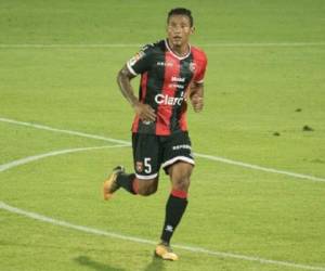 El Alajuelense de Costa Rica anunció la salida del conteción Luis Garrido. Foto: cortesía.