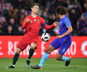 Cristiano Ronaldo no pudo conducir a Portugal al triunfo ante Holanda. (AFP)