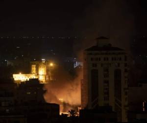 Israel ha atacado cientos de blancos en la Franja, causando gran cantidad de explosiones que han sacudido el territorio densamente poblado.