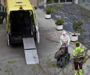 Tercer país a nivel mundial con más muertes por la Covid-19 por detrás de Estados Unidos e Italia, España registra 16.972 fallecimientos en total desde el inicio de la pandemia. AFP.