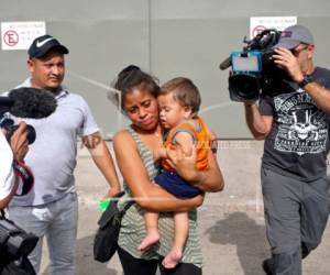 El acuerdo deja abierta la posibilidad de que algunos de los cientos de padres que fueron deportados sin sus hijos puedan regresar a Estados Unidos.
