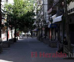 La medida restringe la circulación de los ciudadanos a un horario de 7 de la mañana a 5 de la tarde, de lunes a viernes. Foto: Johny Magallanes/EL HERALDO.