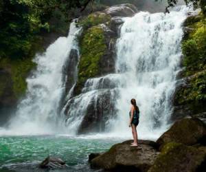 El turismo, uno de los principales motores de la economía costarricense, ha sido el sector más golpeado por las medidas de contención de la covid-19. Foto: Facebook/Visit Costa Rica