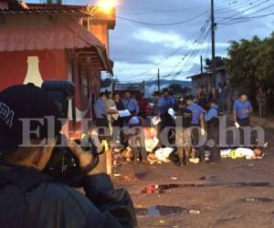 Ocho personas fallecieron en una masacre perpetrada la madrugada del domingo en la colonia La Rosa, al sur de la capital de Honduras.